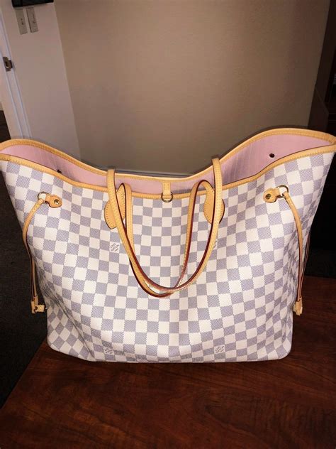 louis vuitton neverfull azur pink|Louis Vuitton Neverfull pink inside.